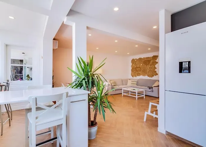Downtown Bingo Apartment
